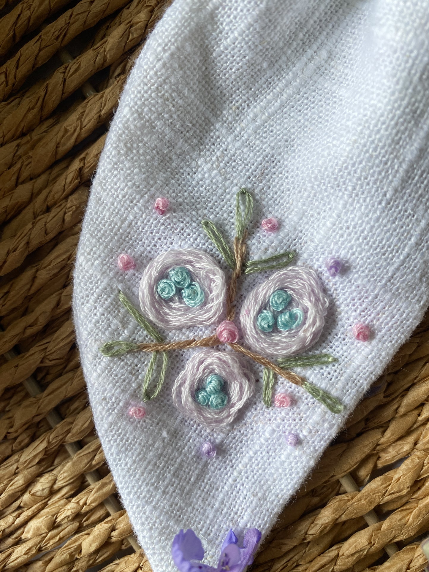 Embroidered Nest Egg Bows