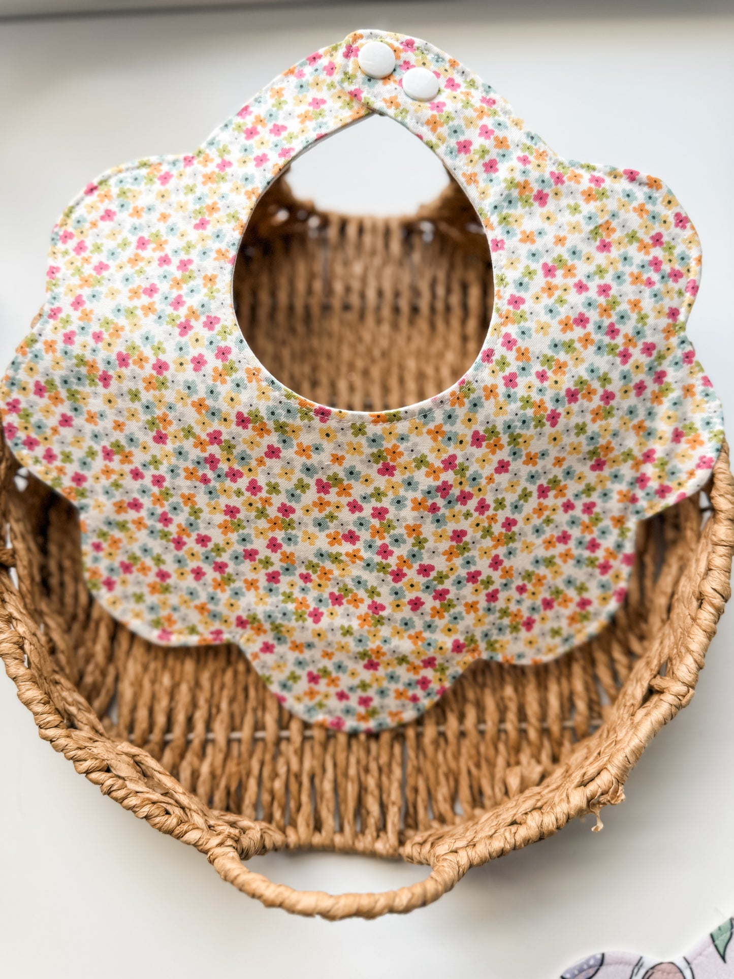 Scallop Baby Bibs